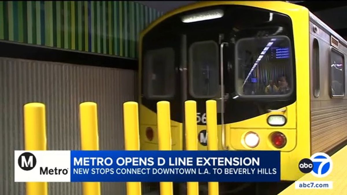 Metro Purple D Line extension officially opens, adding 3 new stations ...