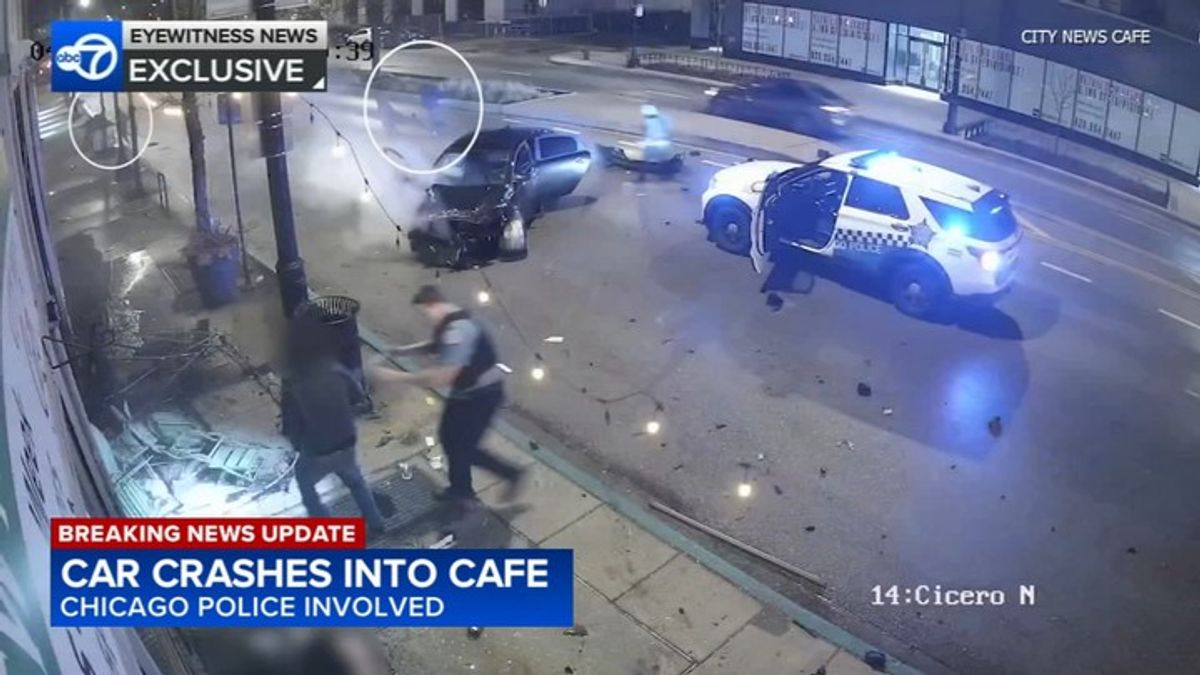 4 arrested after stolen car crashes into cafe amid police chase, CPD ...