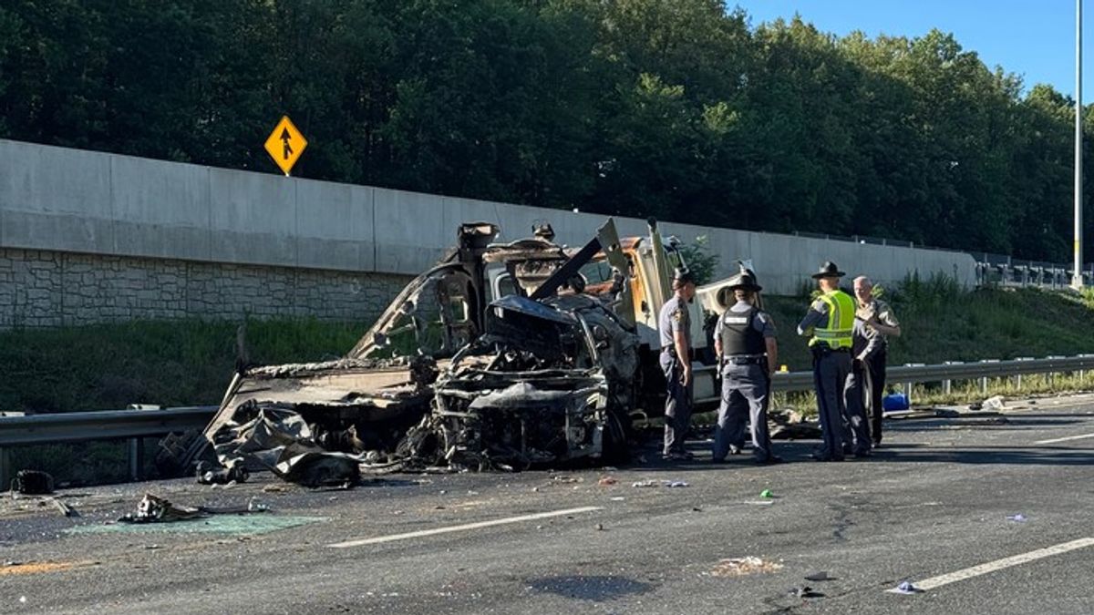 Bus driver charged after crash kills 5 in Virginia, including family of ...