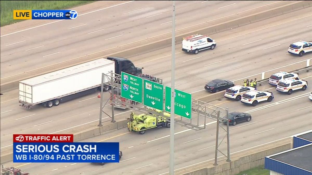 Driver killed while changing tire on WB I-80/94 in south suburbs, ISP ...
