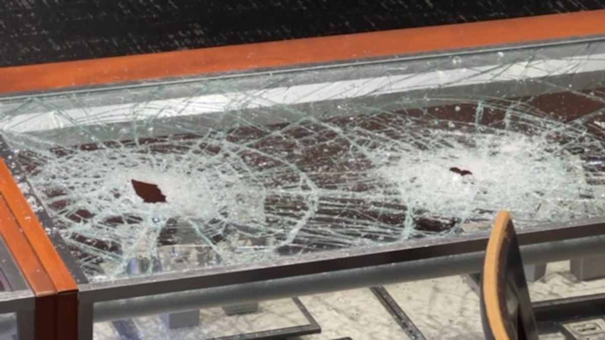 Jewelry store smash-and-grab robbery shocks shoppers at Pleasanton mall ...