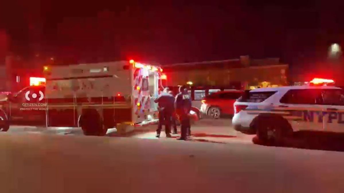 2 teens slashed after argument with suspect on MTA bus in the Bronx ...