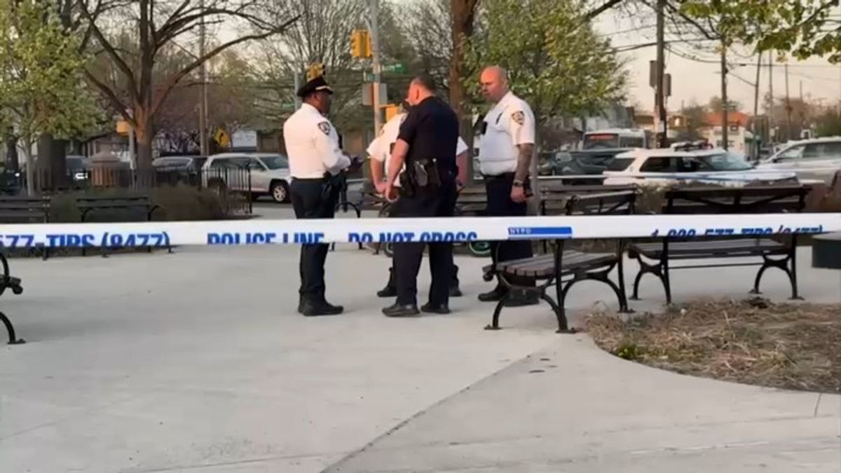 Police searching for gunman after 15-year-old boy fatally shot at St ...