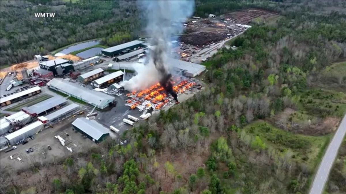 Explosion at Maine lumber mill kills 1, injures 10 | Haystack News