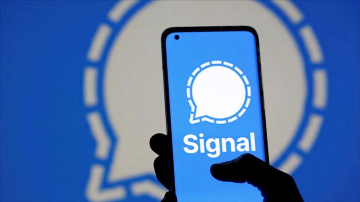 White House dismissal of Signal chat risks is ‘political spin’: Former ...