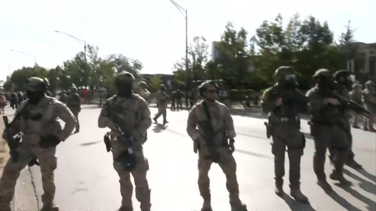 DHS says federal agents shot armed woman in Chicago | Haystack News