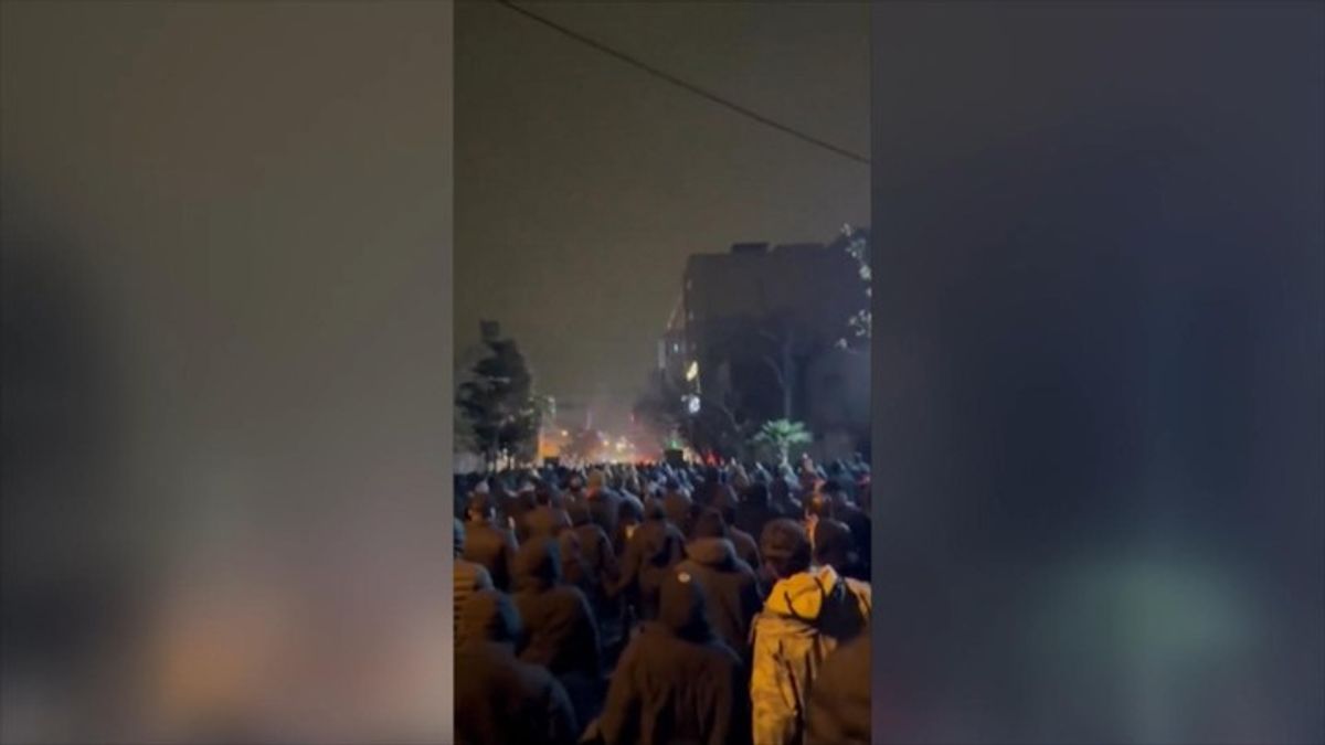 Iranian rapper on escaping protests: 'It is chaos' | Haystack News