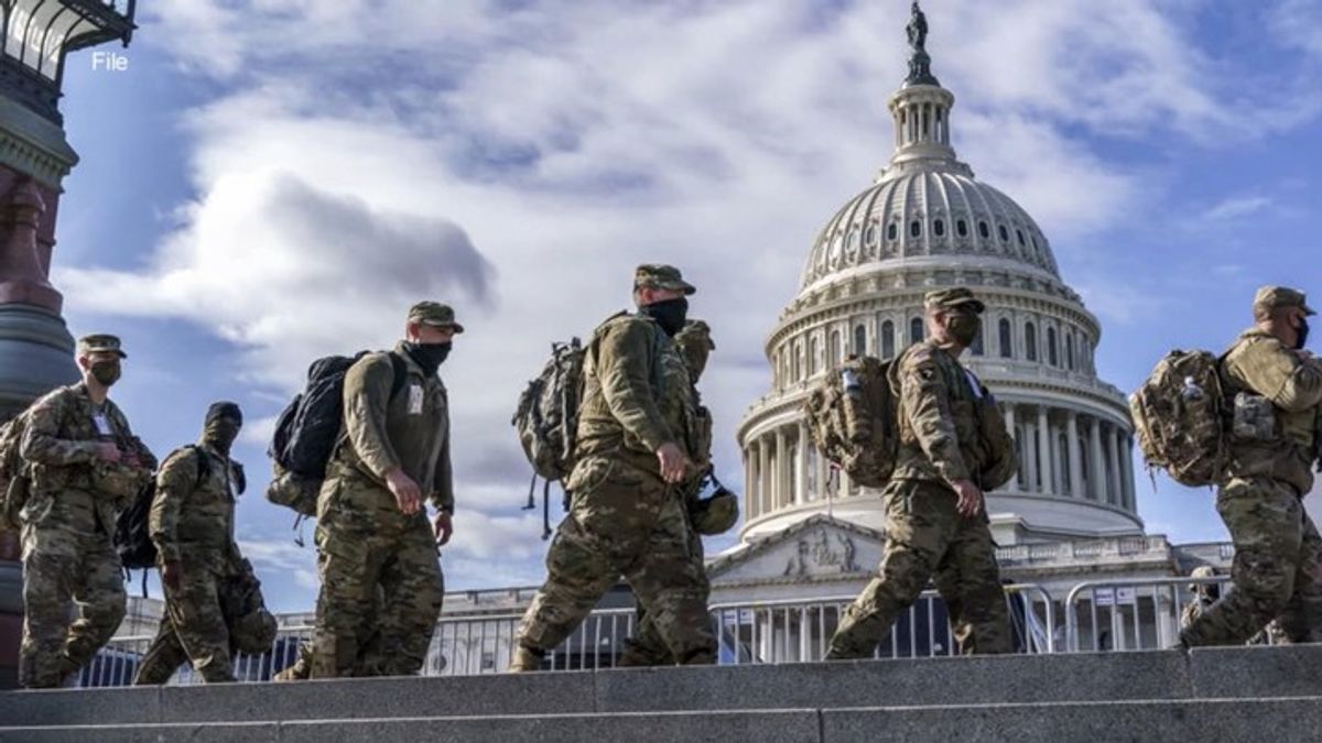 Trump puts D.C. police under federal control, activates 800 National ...