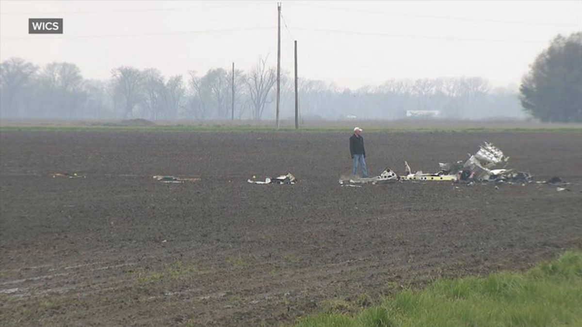 4 killed in Illinois plane crash | Haystack News