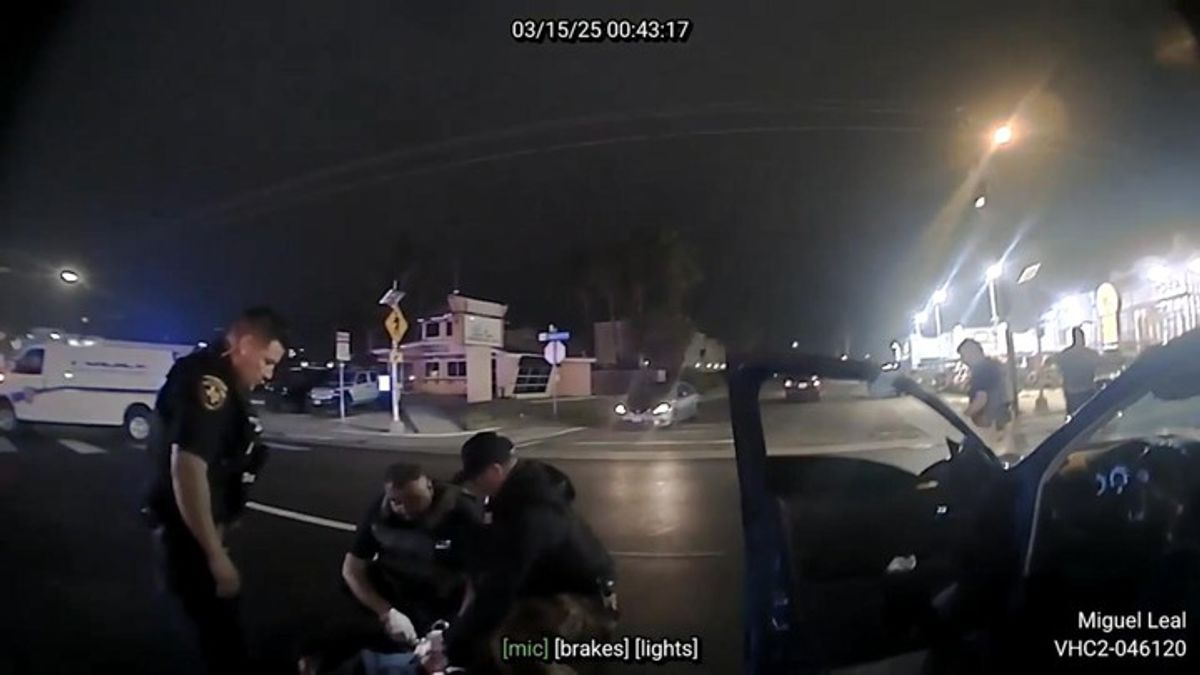Body camera footage released in fatal shooting of Texas man | Haystack News