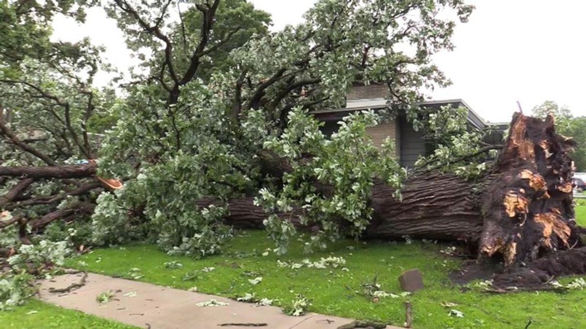 Severe storms in the Midwest as hot and dry conditions fuel wildfires ...