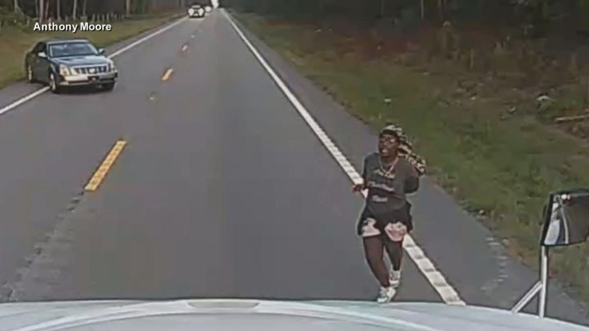 Truck driver helps woman escape alleged kidnapper | Haystack News