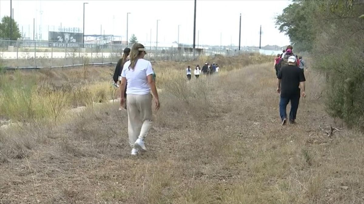Texas authorities continue search for missing 19-year-old last seen on ...