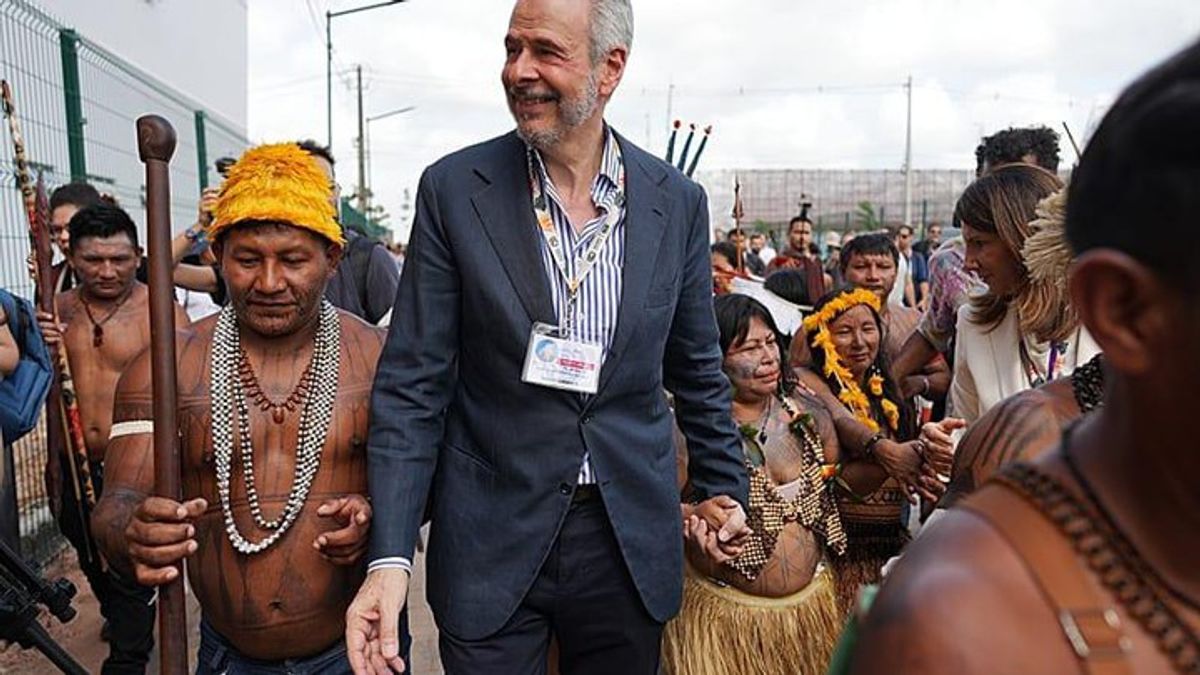 Indigenous protesters halt COP30, demand seat at table in Amazon ...