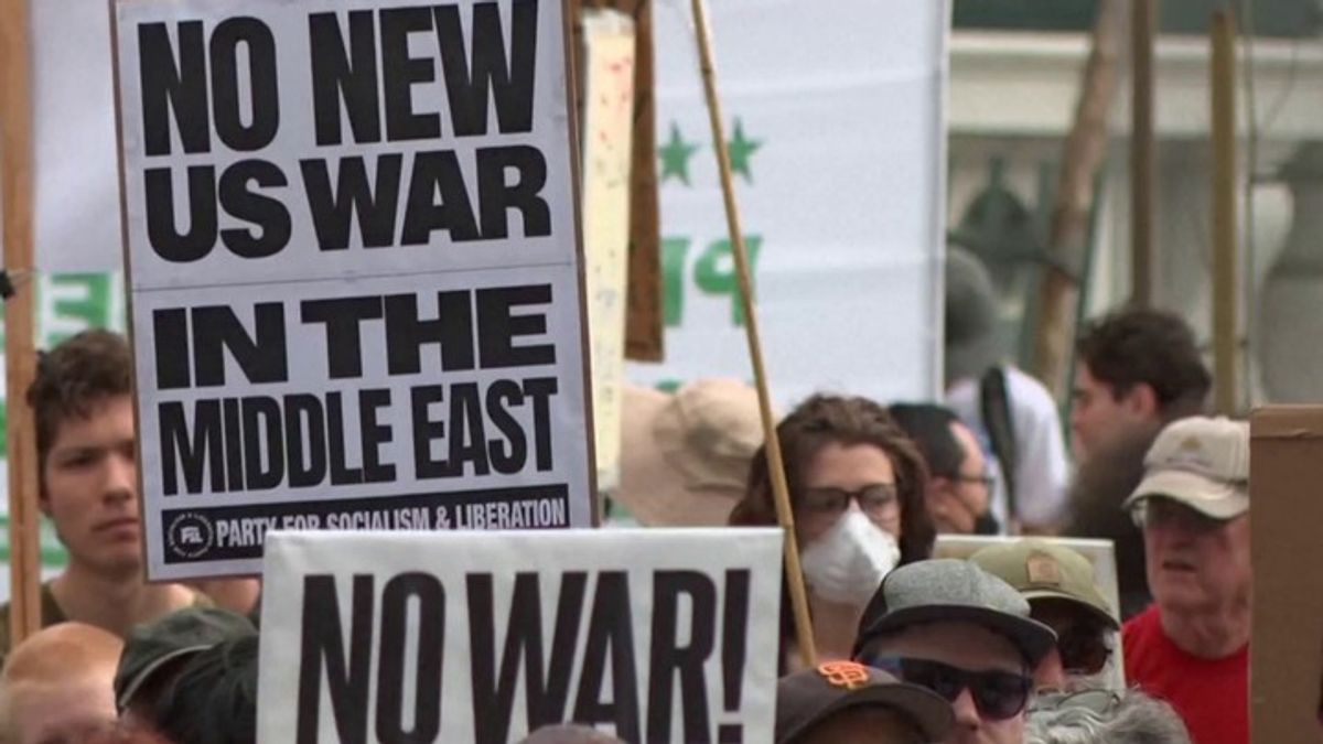 Midterm warnings for Trump: Conflict in Iran comes with deep political ...