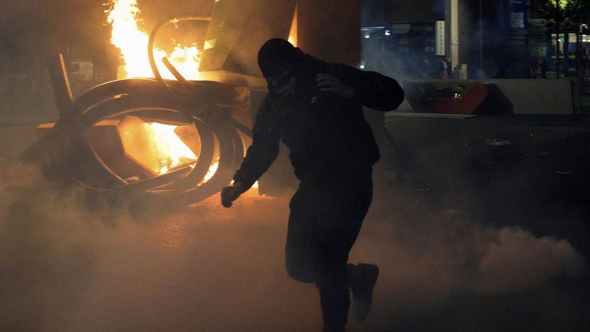 Albania protests: Students demonstrate against poor school conditions ...