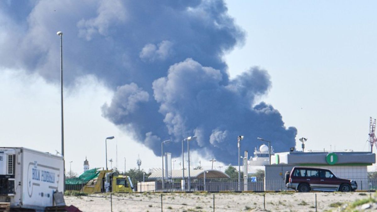 ‘Large fire’ at Kuwait airport after ‘brazen attack’ on fuel tanks ...