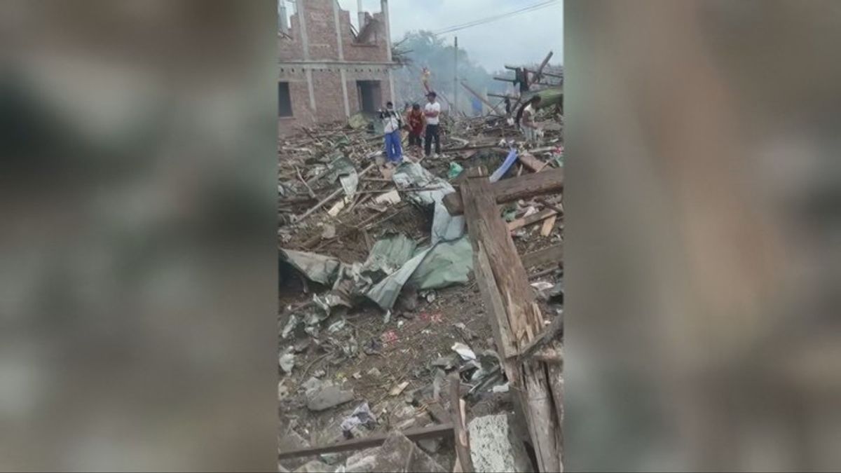 Explosion in Myanmar village near Chinese border kills at least 55