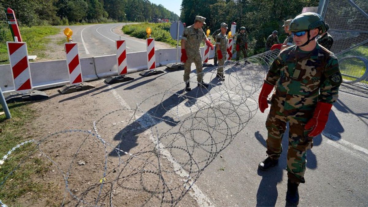 Lithuania strengthens border security as EU countries bolster defence ...