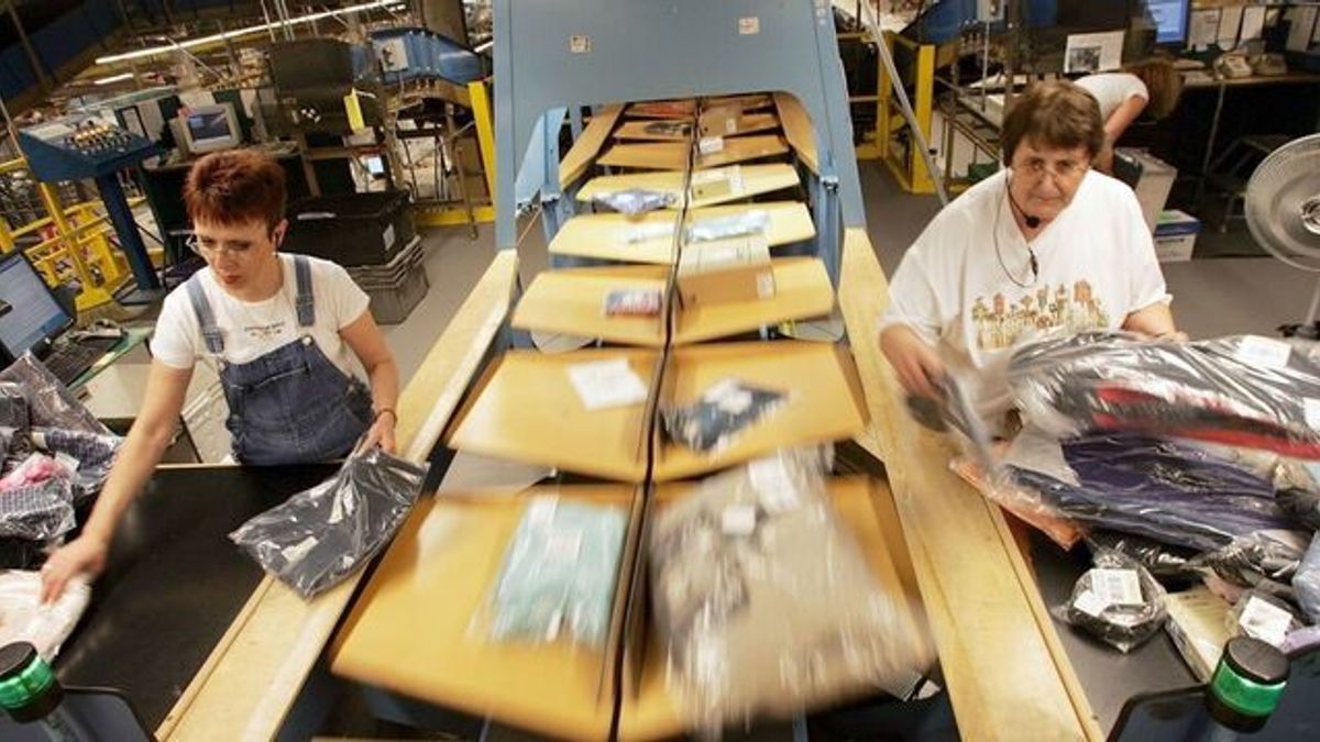 US Factory Orders Rose 2.7% in November | Haystack News