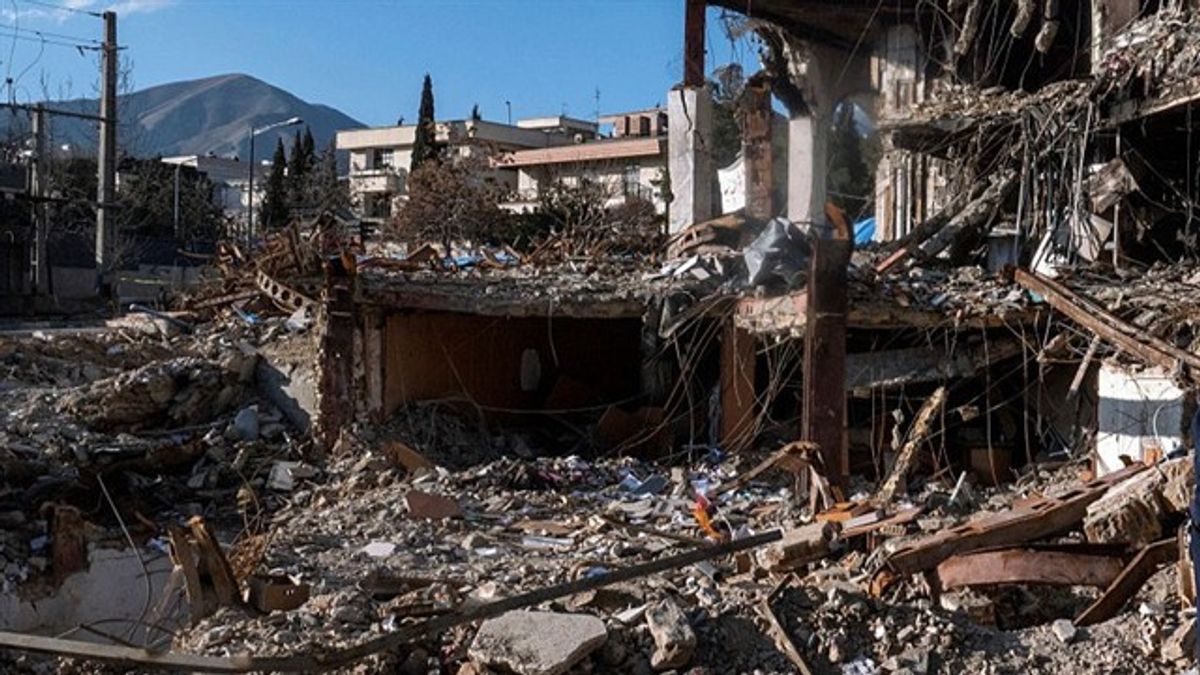 IDF Says It Started Wide-Scale Strikes on Iran Infrastructure ...