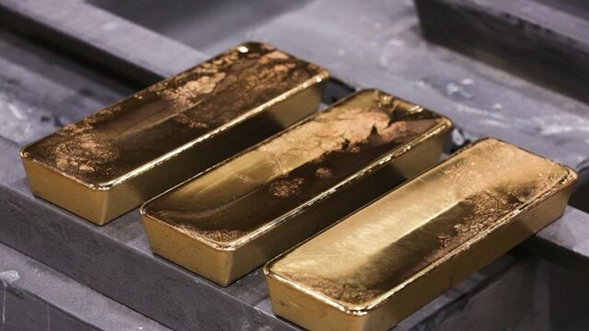 Gold Driven to Record Highs by Geopolitical Risk, Says HSBC's Steel ...