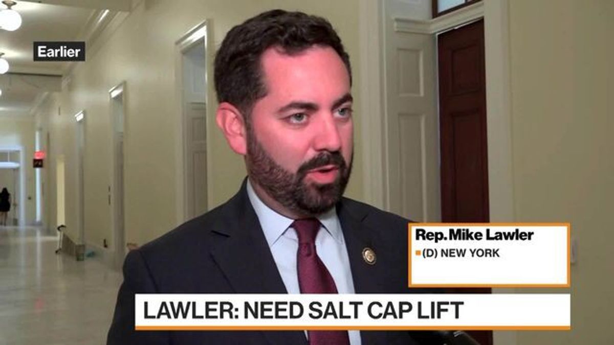 Trump Pushes SALT Republicans | Haystack News