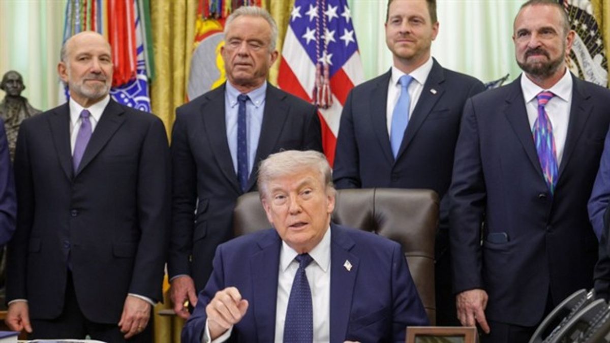Trump Says Higher Gas Prices Will Remain 'For a Little While ...