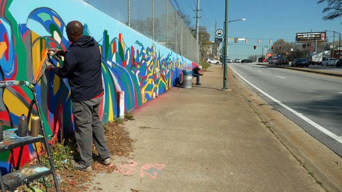 Massive mural in Atlanta nears completion ahead of World Cup | Haystack ...
