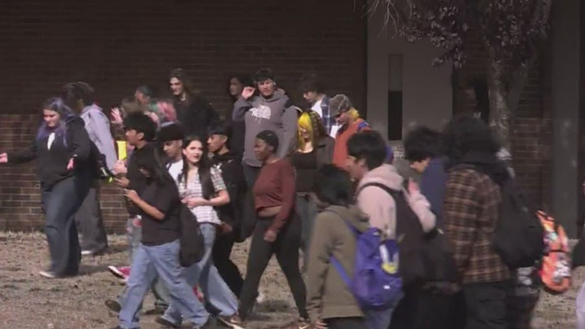 'Needs to be transparency': Fort Vancouver students hold walkout as ...
