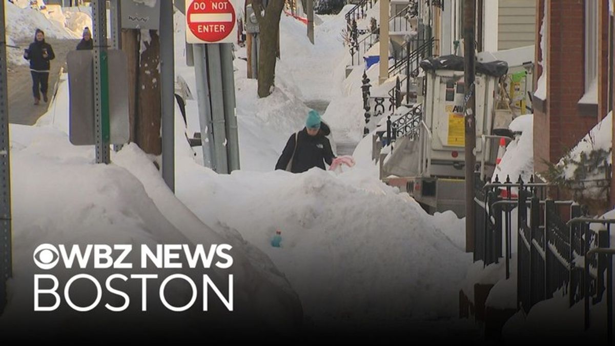 Boston braces for possible blizzard with up to 2 feet of snow ...