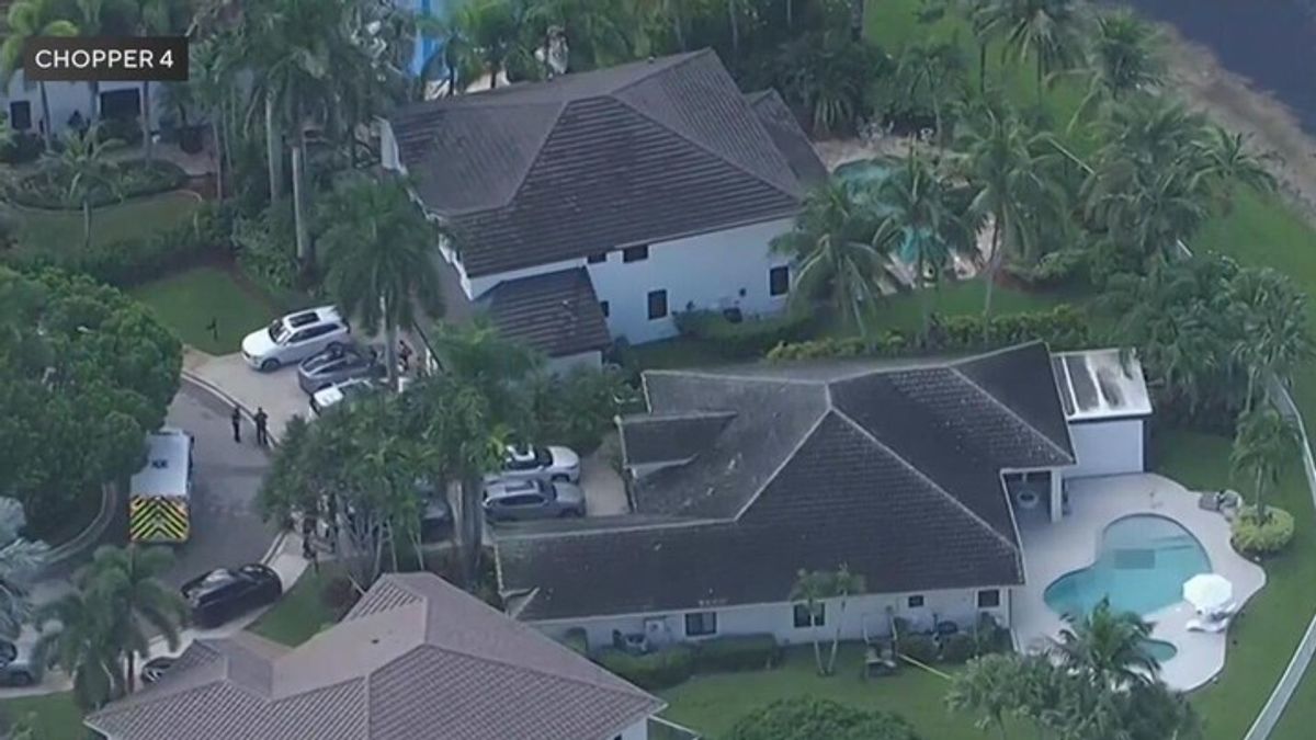 Body found floating in Weston swimming pool, BSO says | Haystack News