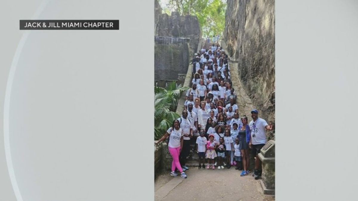 Miami youth trace Bahamian roots in powerful Black History Month ...