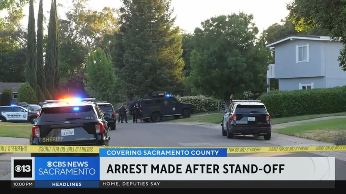 Suspect arrested after barricading in Arden-Arcade home | Haystack News