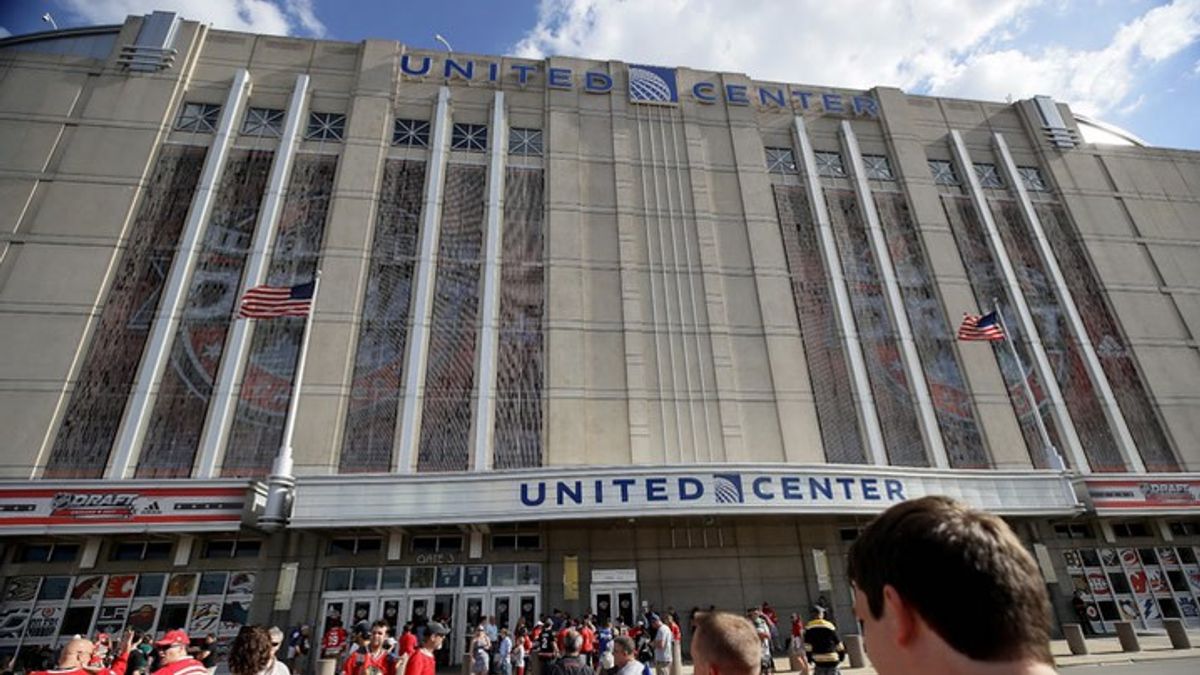 United Center Makes History with THC Drinks at Live Events | Haystack News
