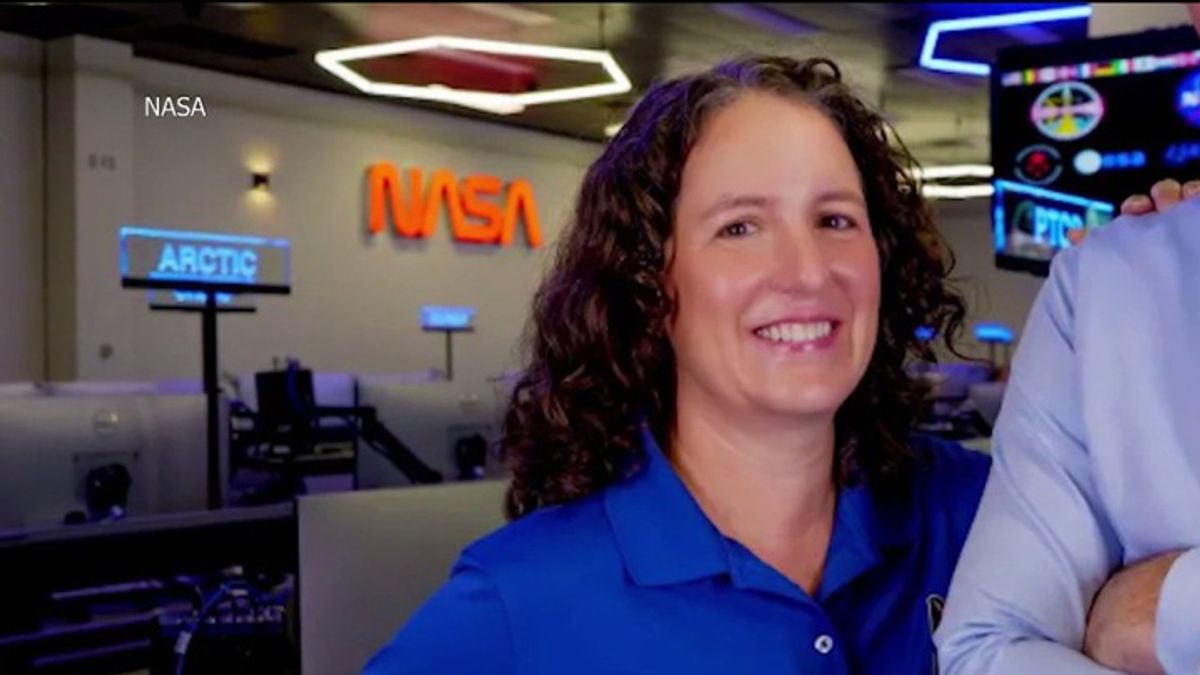 Illinois woman leads NASA's Artemis II mission evaluation room ...