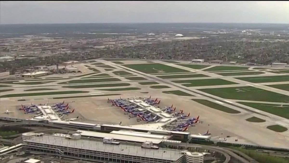 Midway Airport runway closed after safety system damaged | Haystack News
