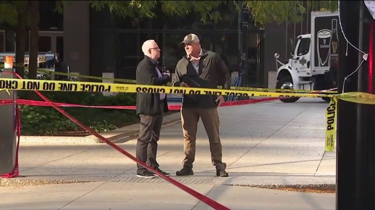 Man arrested after shots fired near Chicago federal building | Haystack ...