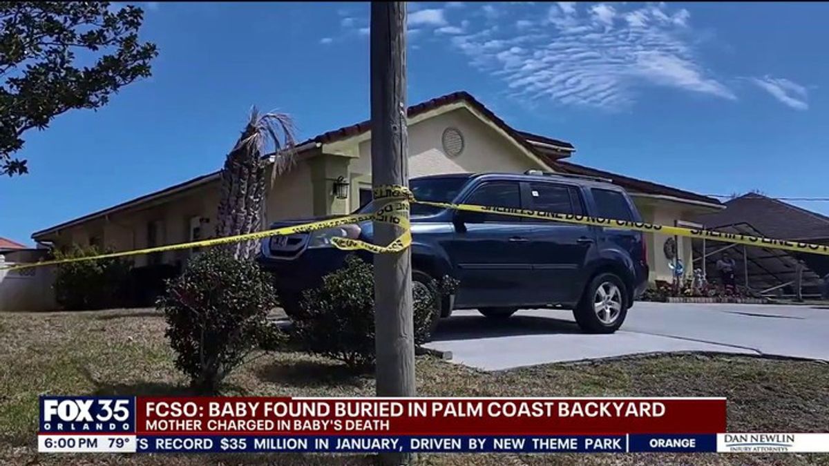 Florida college student, 20, gives birth in toilet; newborn dies ...