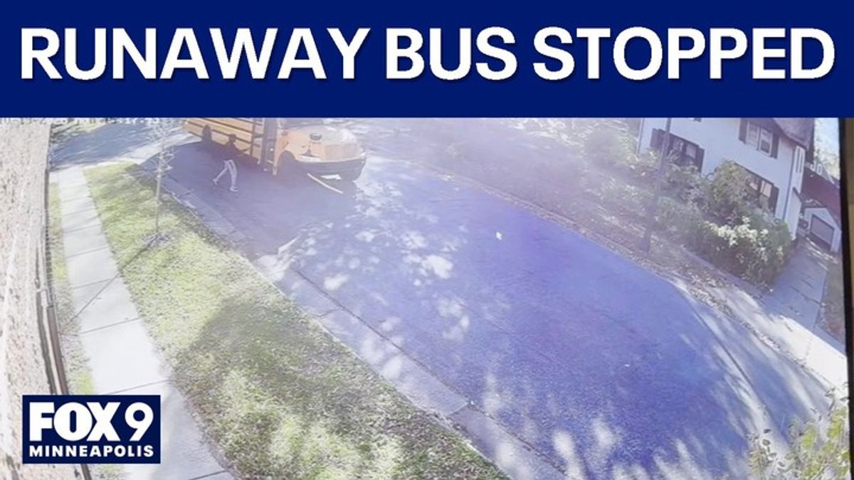 St. Paul man honored as hero after stopping bus | Haystack News