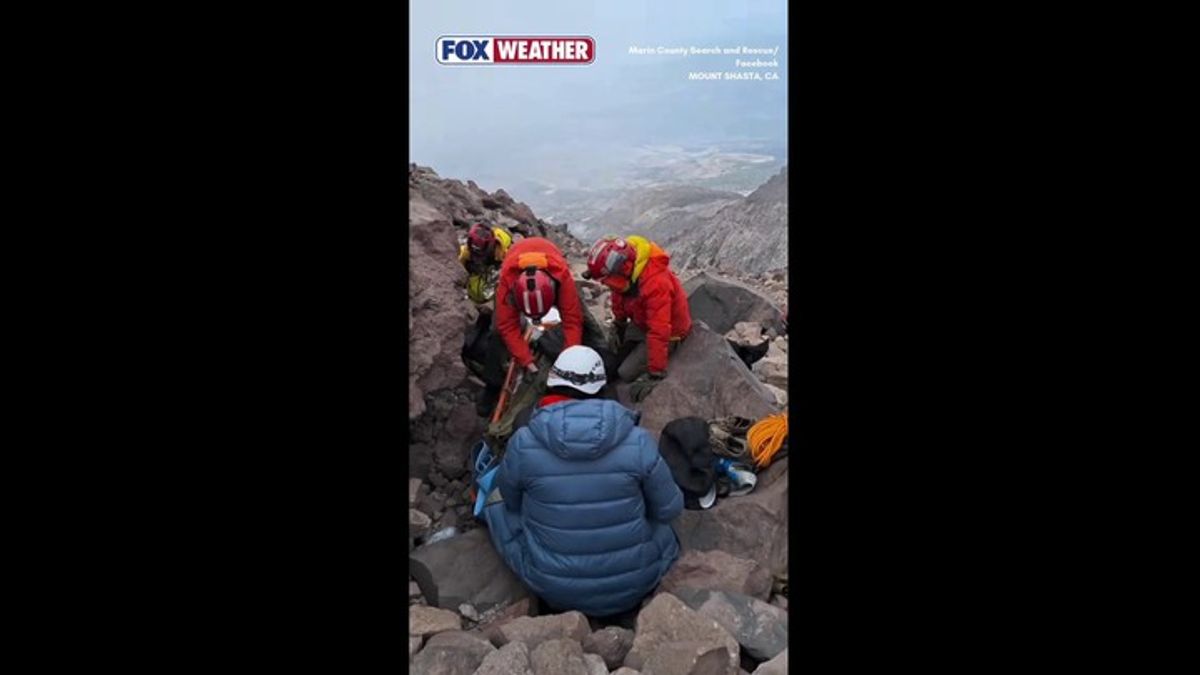 Injured hiker rescued from glacier on Mount Shasta in Northern ...