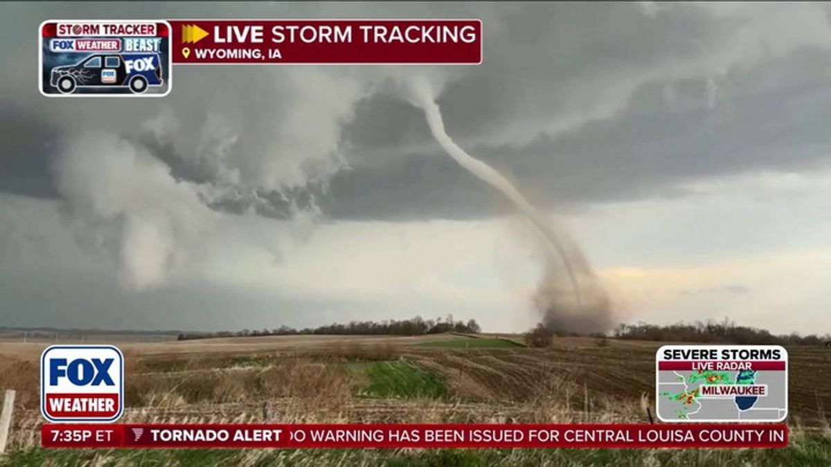 'TORNADO ON THE GROUND': FOX Weather Storm Trackers spot funnel cloud ...
