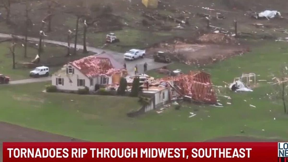 Tornadoes rip through Midwest and Southeast | Haystack News