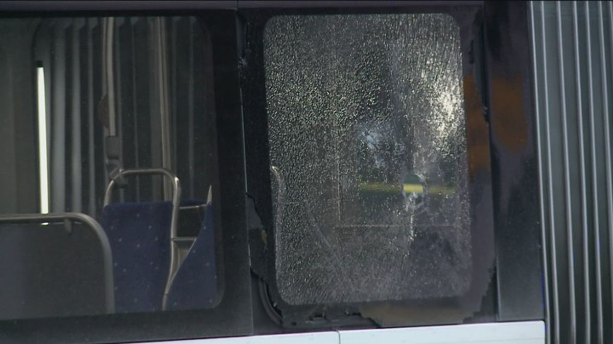 Man accused of shooting Metro Transit bus in Minneapolis, 3 people hurt ...