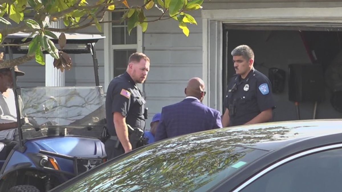 Man charged with aggravated assault after Beaumont stabbing, Beaumont ...