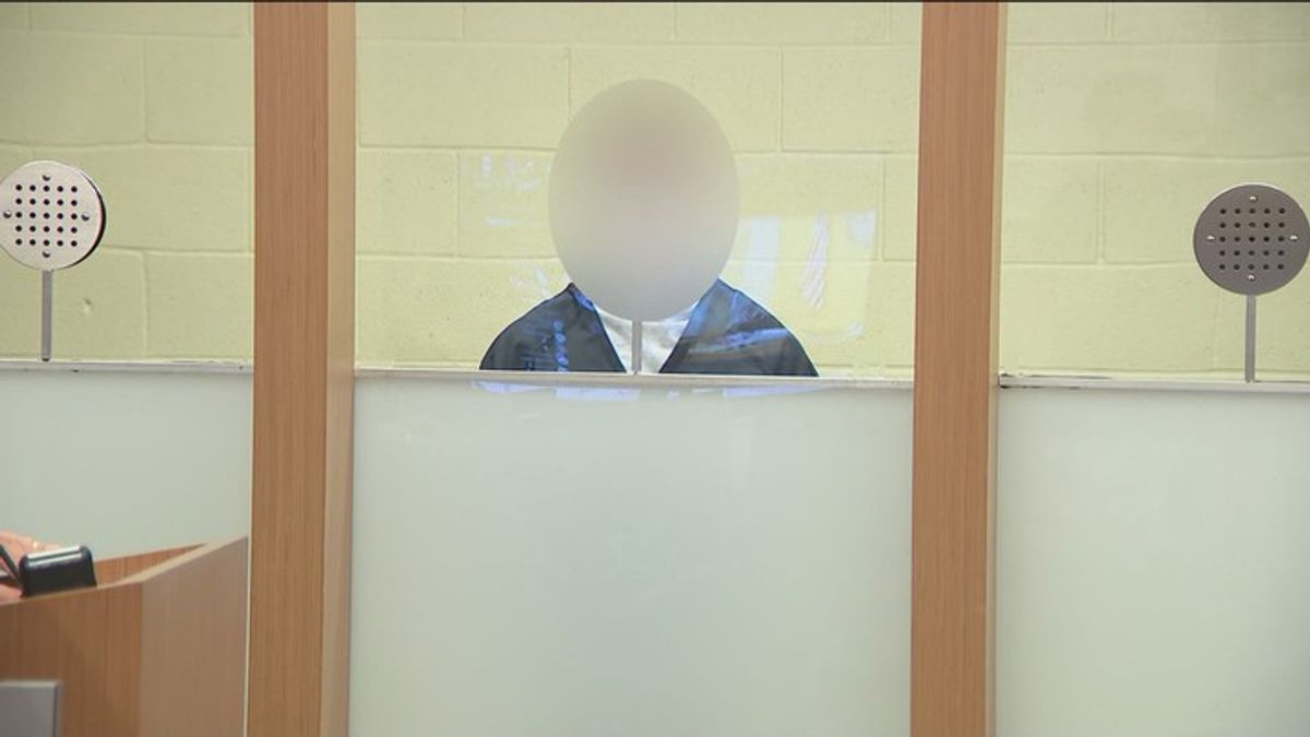 Man accused of sexually assaulting 10-year-old Poway girl pleads not ...