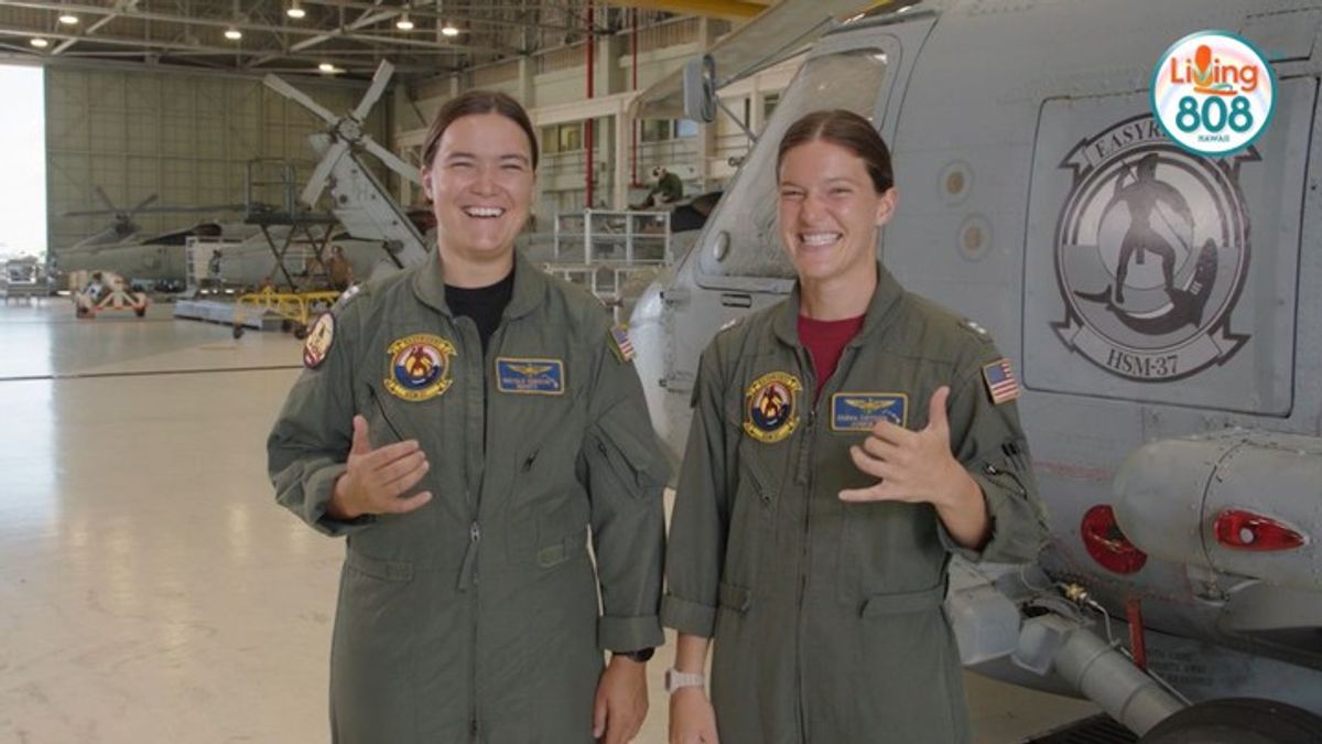 Navy helicopter pilots Dryden and Gibson's story | Haystack News