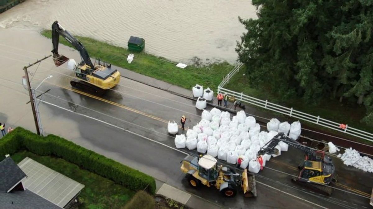 Drone footage captures extensive flooding in Pacific, WA | Haystack News