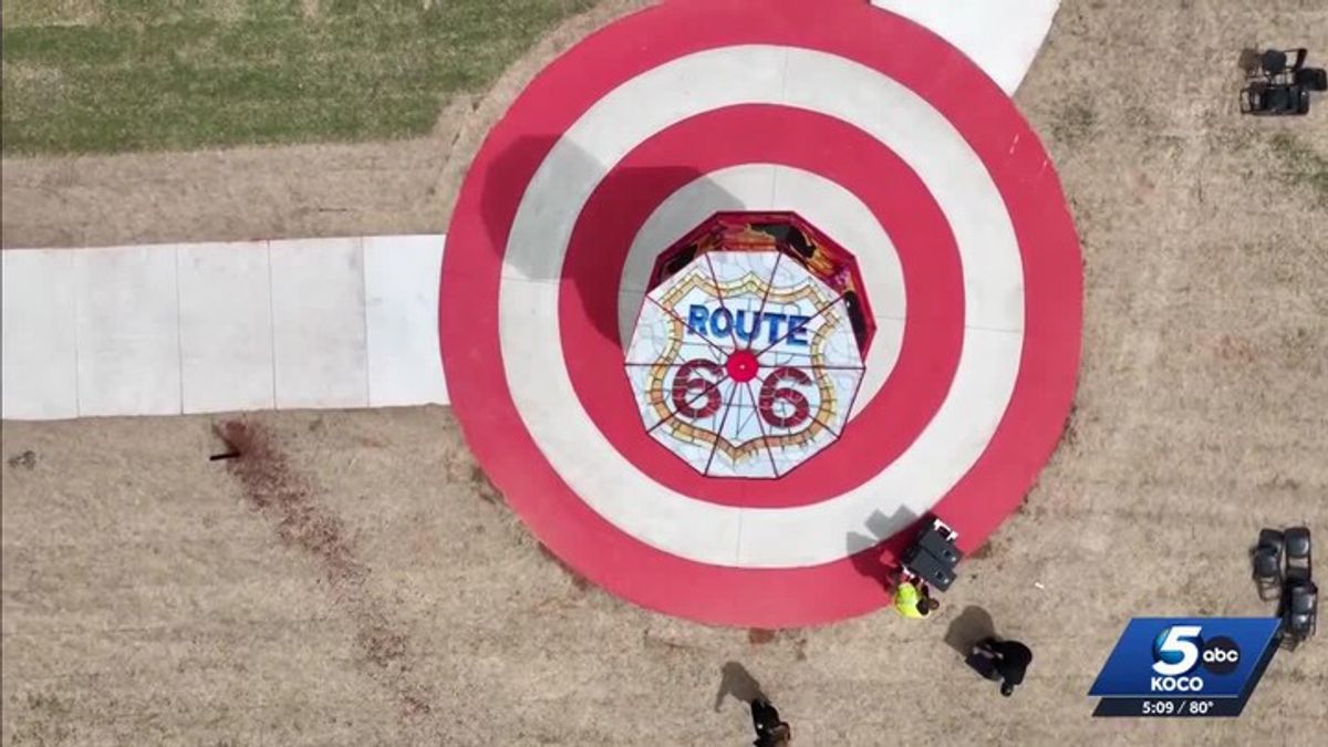 Giant push pin marks Route 66 midpoint in Wellston, Oklahoma | Haystack ...