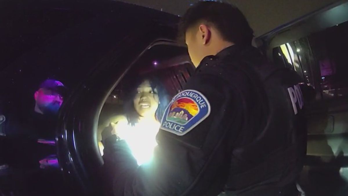 Albuquerque police arrest mother accused of driving drunk with toddler ...